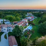 Casa Serena Vila *
