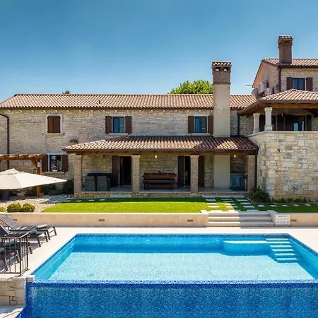 Casa Serena Villa *