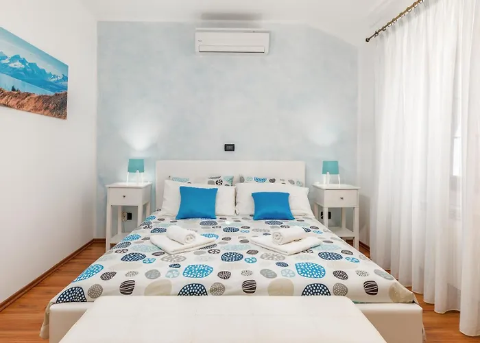 Vila Casa Serena Basici